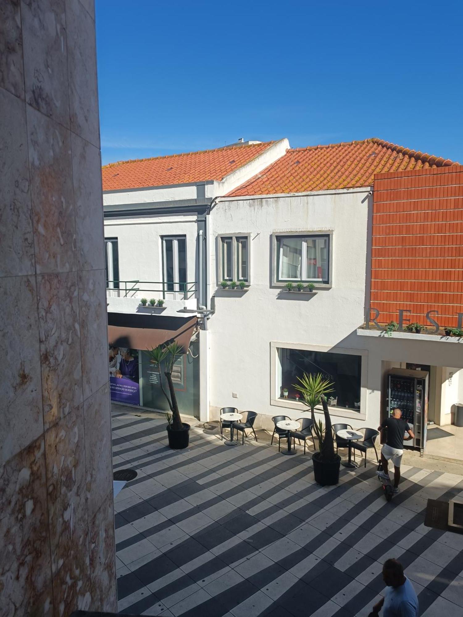 Plaza Caparica Hostel Costa da Caparica Extérieur photo